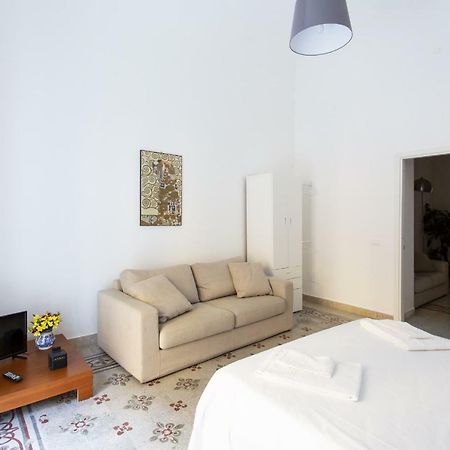 Star Politeama Apartment Palerme Extérieur photo
